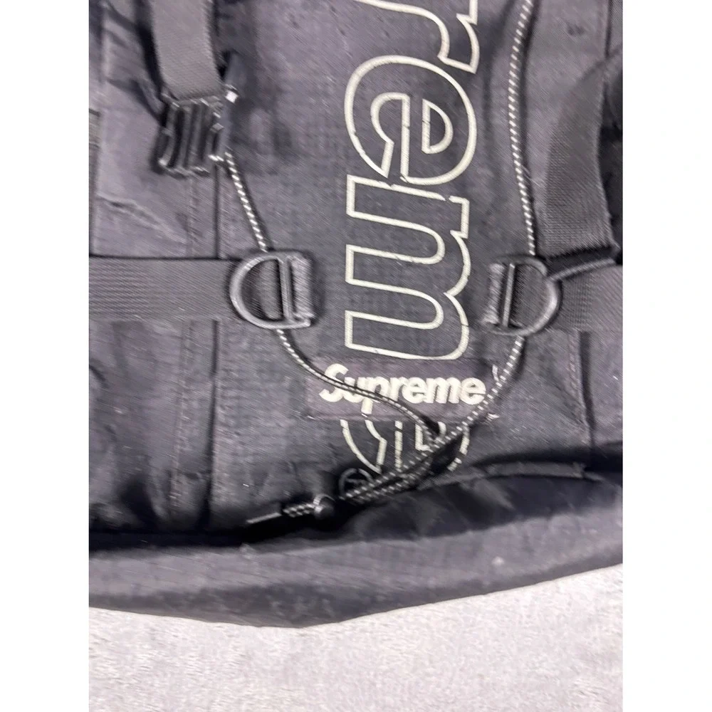 Supreme FW18 Backpack Black Mens Laptop Sleeve/Protection Broken Zipper